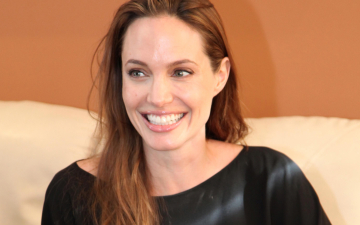 Angelina Jolie é vista em cafeteria com Paul Mescal e levanta rumores de affair