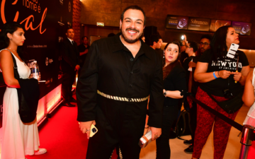 “Gal influenciou uma geração de mulheres”, diz Luis Lobianco que interpreta Guilherme no filme Meu Nome é Gal