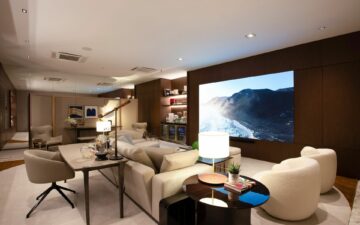 Painéis de madeira natural dão charme a ambientes da CasaCor MT