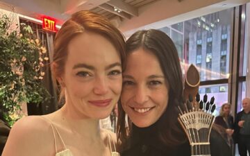 Carminho canta para Emma Stone e Taylor Swift em lançamento de filme em Nova York