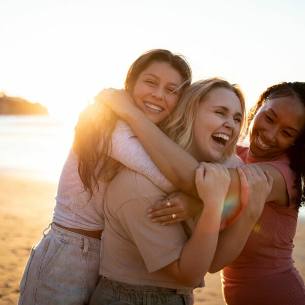 Amizade: o amor mais improvável de morrer