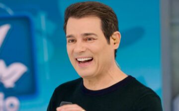 Celso Portiolli retorna às gravações e revela emoção
