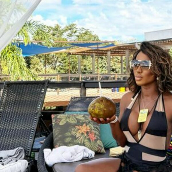 Ex-BBB Adélia, advogada de Deolane, é indiciada por fraude