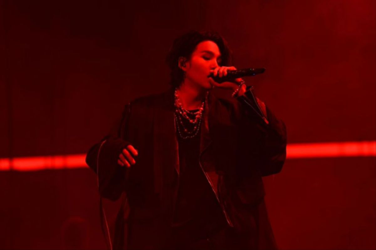 Membro do BTS terá que pagar multa milionária; entenda