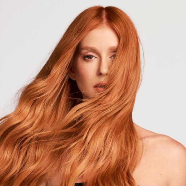 Marina Ruy Barbosa revela os cuidados que mantêm seus cabelos impecáveis durante as férias