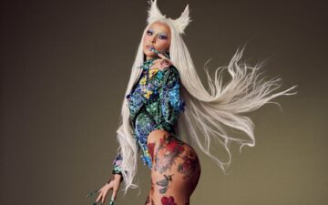 Sabrina Sato abre o Carnaval com fantasia de elfa em look Schiaparelli