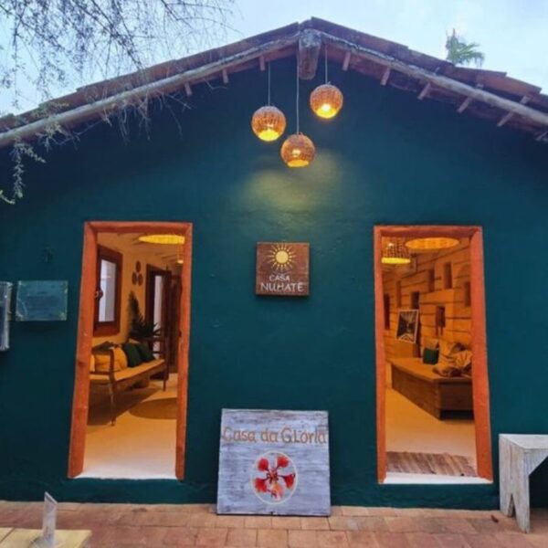 Estáter entrega duas branded houses em Trancoso