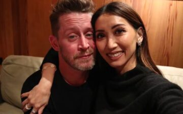Macaulay Culkin e Brenda Song compartilham momentos de romance