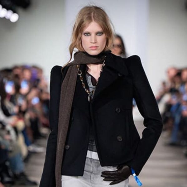 Nicola Brognano apresenta denim entre rebeldia urbana e luxo contemporâneo na nova fase da 7 For All Mankind