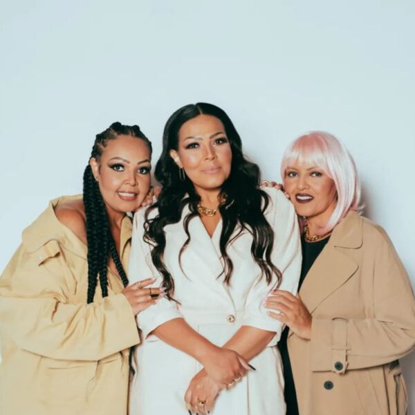 Fat Family recomeça carreira com turnê Baile Charme em São Paulo