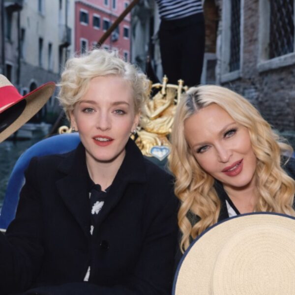Madonna revive clássico de ‘Like a Virgin’ ao lado de Julia Garner e reacende rumores de cinebiografia