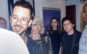 Família de Sandy e Junior se reúne em noite musical em São Paulo