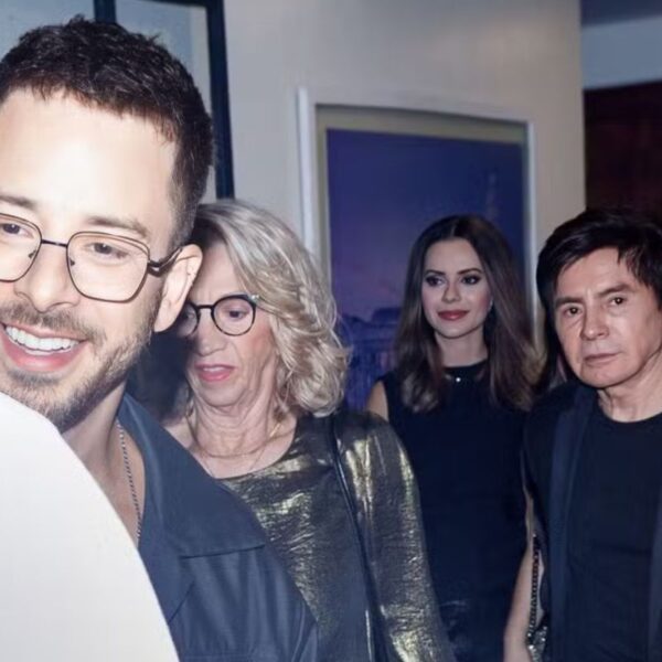 Família de Sandy e Junior se reúne em noite musical em São Paulo