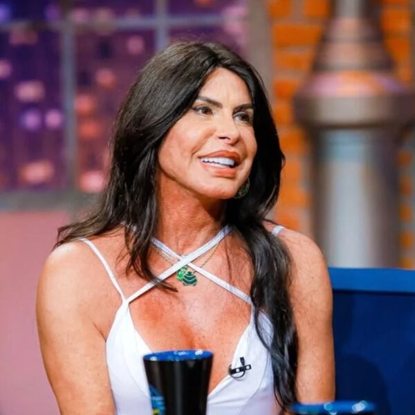 Gretchen esclarece boatos sobre número de casamentos durante entrevista