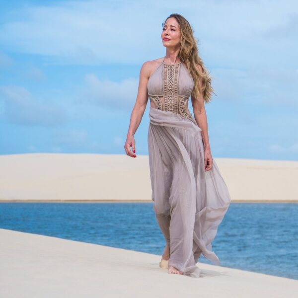 Fernanda Marques leva inspiração dos Lençóis Maranhenses para a Milan Design Week