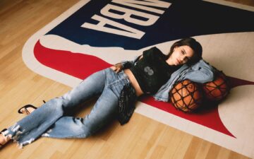 Moda e basquete se encontram em nova coleção que traduz o espírito do streetwear contemporâneo
