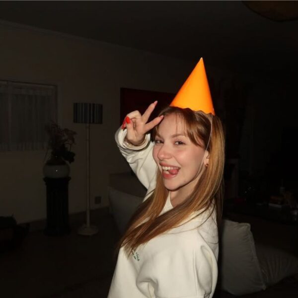 Bruna Furlan fala pela primeira vez após confirmar remissão do câncer