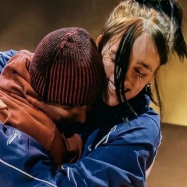 Justin Bieber surpreende ao dividir palco com Billie Eilish no Coachella