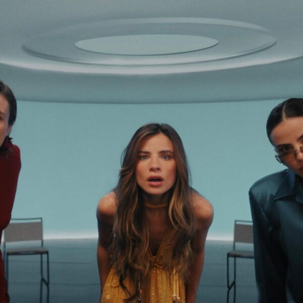 Giulia Be aposta em projeto trilíngue e inicia nova fase artística com EP em espanhol