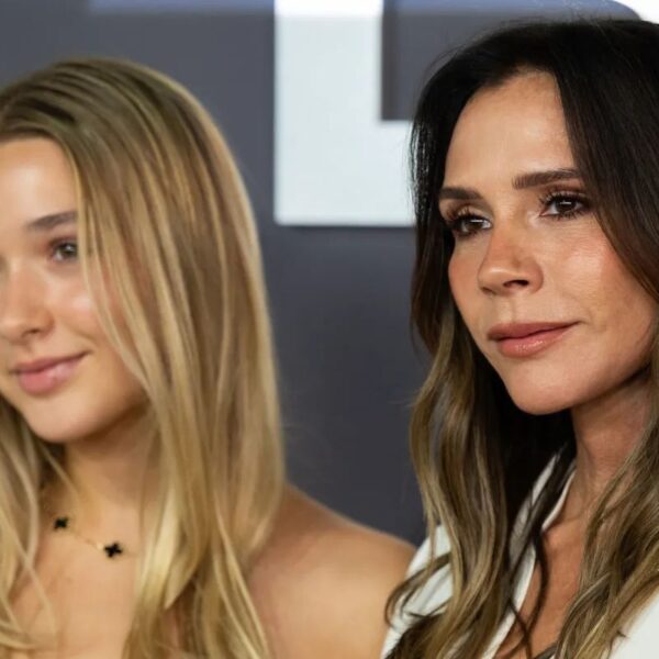 Victoria Beckham revela peça das Spice Girls que filha ainda não pode usar