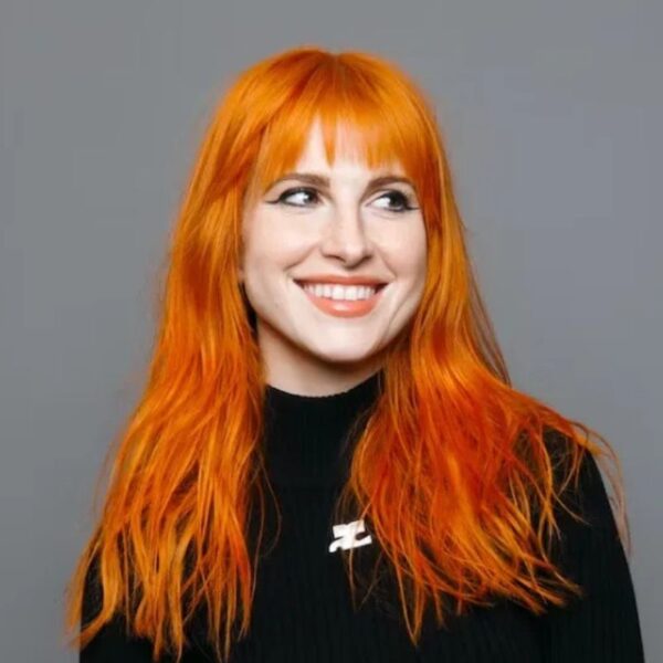 Hayley Williams anuncia show solo em São Paulo com nova turnê