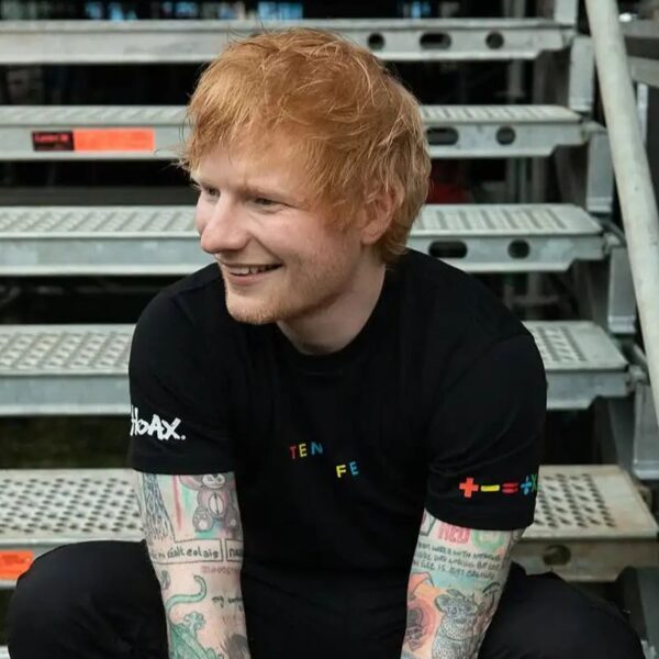 Ed Sheeran confirma show em São Paulo em dezembro