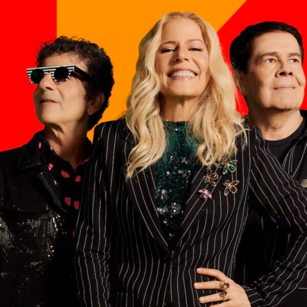 Kid Abelha anuncia turnê nacional em estádios e marca retorno aos palcos