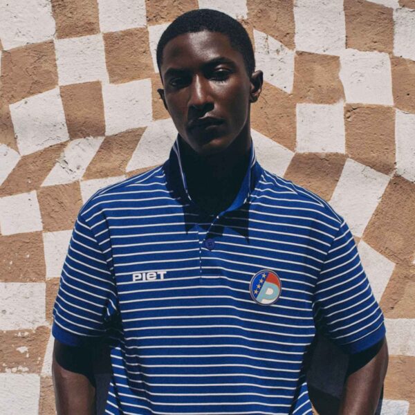 Apresentada no Rio Fashion Week, coleção que mistura streetwear e futebol ganha lançamento nacional