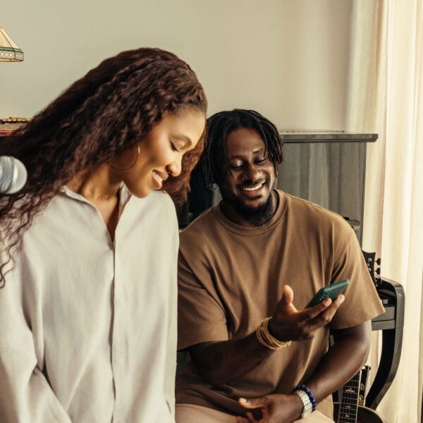 Luedji Luna anuncia projeto acústico com inéditas e releituras em formato intimista