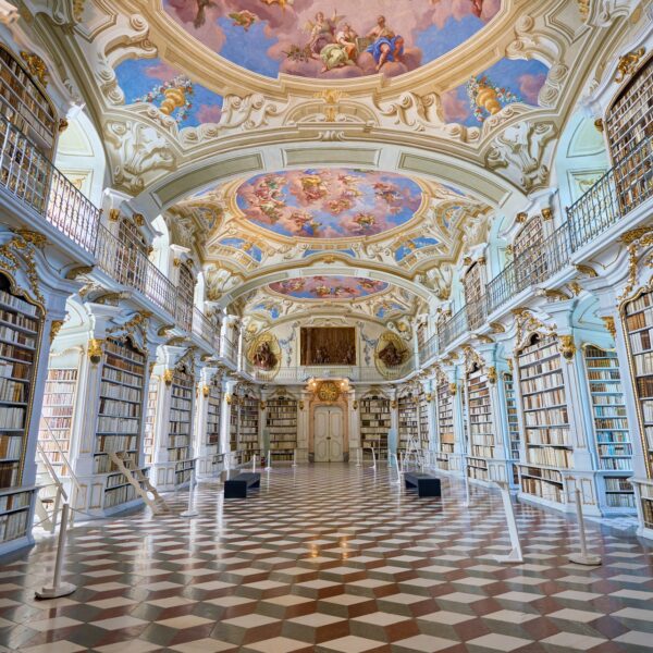 Do Rio a Salamanca: bibliotecas históricas se tornam destinos culturais para viajantes ao redor do mundo