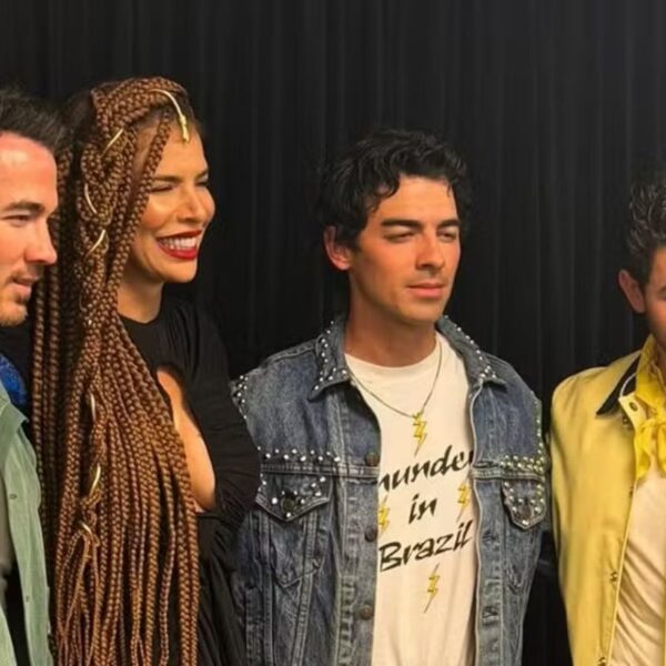 Vanessa da Mata fala sobre encontro com Jonas Brothers após show em SP