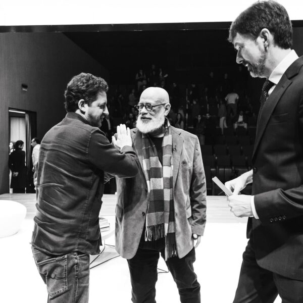 Teatro Iguatemi promove noite de reflexões sobre os rumos do Brasil com Luiz Felipe Pondé e Fernando Schuler
