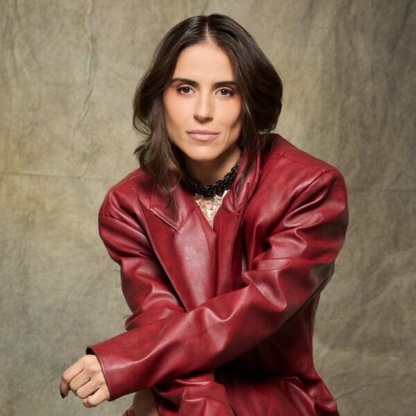 Camilla Camargo aposta em suspense, crime e sobrenatural em nova fase da carreira