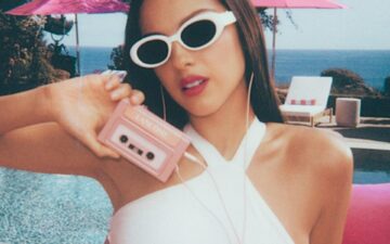 Olivia Rodrigo estrela campanha global da Lancôme, que apresenta novidades para cílios