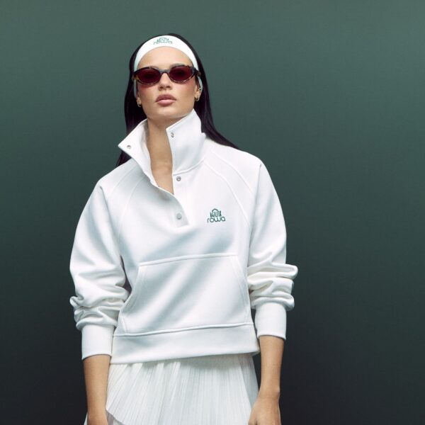 Coleção cápsula aposta no athleisure com modelagens elegantes, tecidos tecnológicos e peças que transitam do treino ao dia a dia