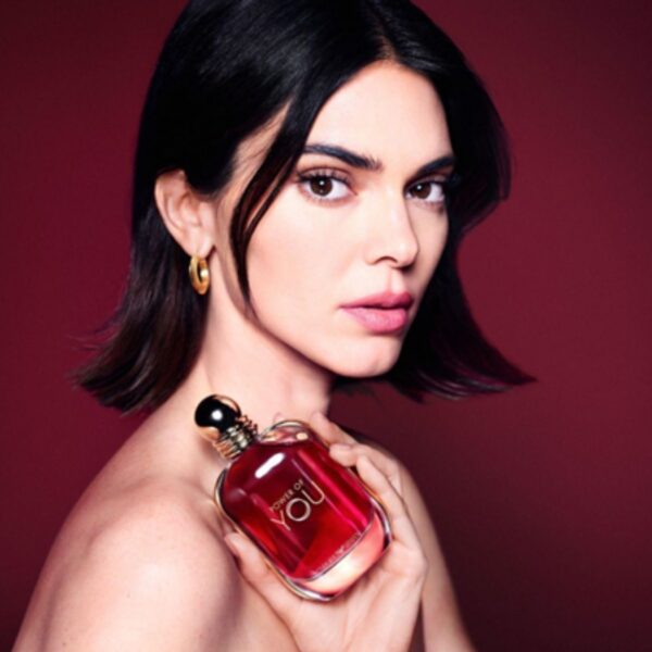 Emporio Armani aposta em novas fragrâncias com maracujá, baunilha e notas gourmand