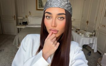 Elisa Zarzur acompanha Armani Privé pela primeira vez na Alta-Costura de Paris