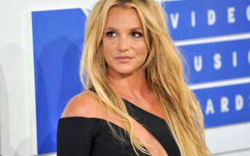 Cinebiografia de Britney Spears define roteirista para o projeto