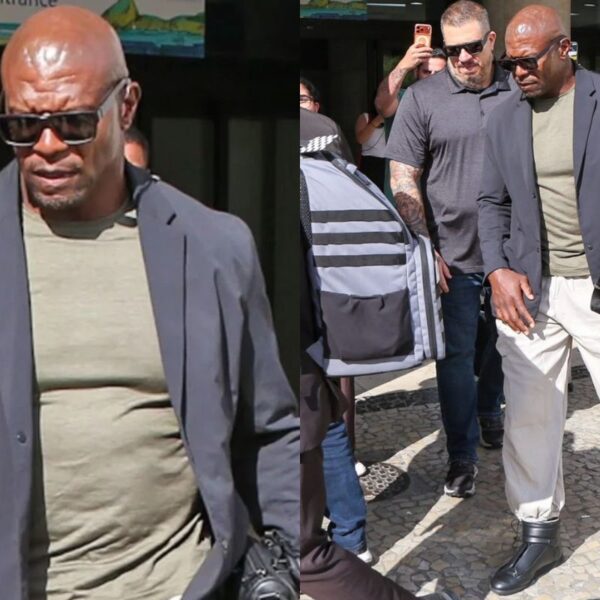 Terry Crews chega ao Rio de Janeiro com acessório de luxo avaliado em R$ 20,5 mil