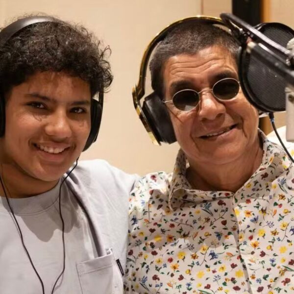 Noah, neto de Zeca Pagodinho, estreia nova faixa às vésperas do Dia dos Avós