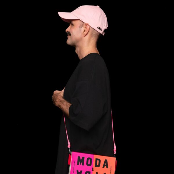 André Carvalhal reflete sobre os caminhos da moda em novo livro