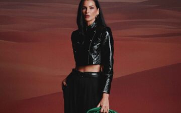 Fernanda Motta aposta em look all black para evento da Louis Vuitton em São Paulo