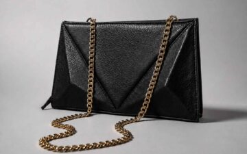 Moda e beleza se encontram em nova bolsa de design geométrico