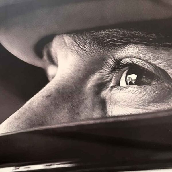 Arte e relojoaria celebram o legado de Ayrton Senna no VillageMall