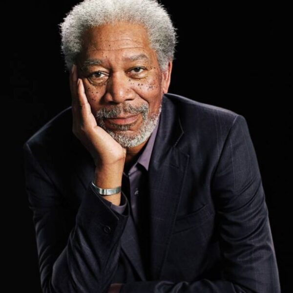 Morgan Freeman fala sobre novo álbum de blues e admite que não pensa em se aposentar