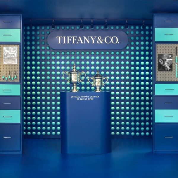 Tiffany & Co. celebra quase 40 anos de história com os troféus do US Open