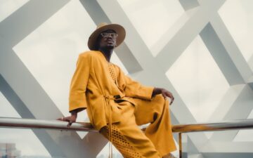 Jota.pê leva colaboração entre Aramis e Ateliê Mão de Mãe ao palco do Rock in Rio