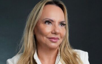 Manchas brancas na pele pedem avaliação antes de qualquer camuflagem