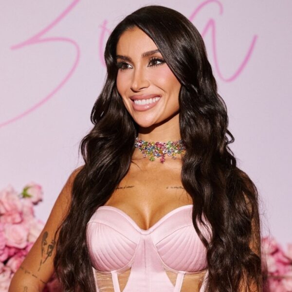 Bianca Andrade transforma 15 anos de internet em novo capítulo da Boca Rosa