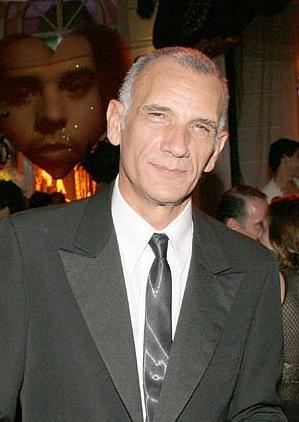 Tufi Duek deixa a direção criativa das marcas Forum, Forum Tufi Duek e Triton